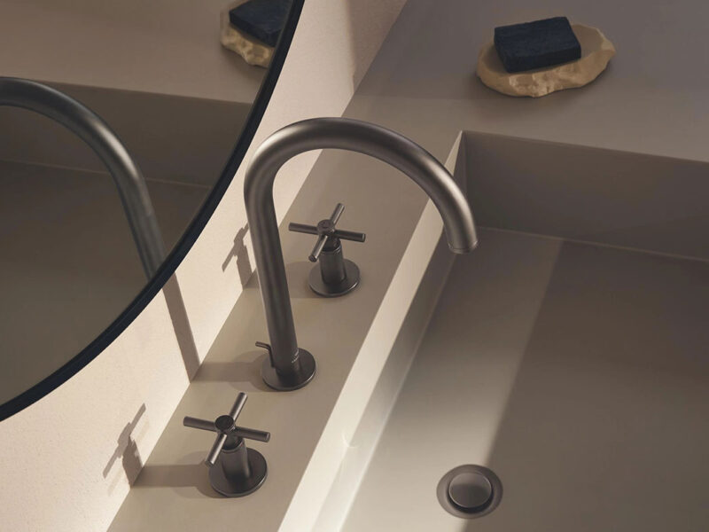 Premium μπαταρίες GROHE σε σύγχρονο μπάνιο