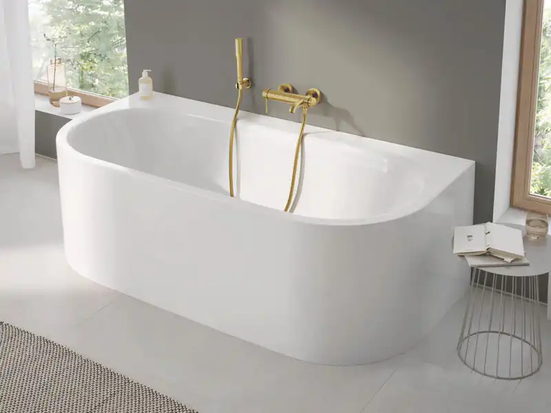 Μπανιέρα GROHE σε luxury contemporary bathroom