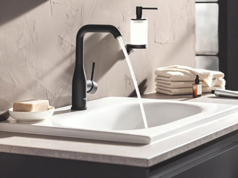 Ένθετος νιπτήρας GROHE σε premium contemporary bathroom