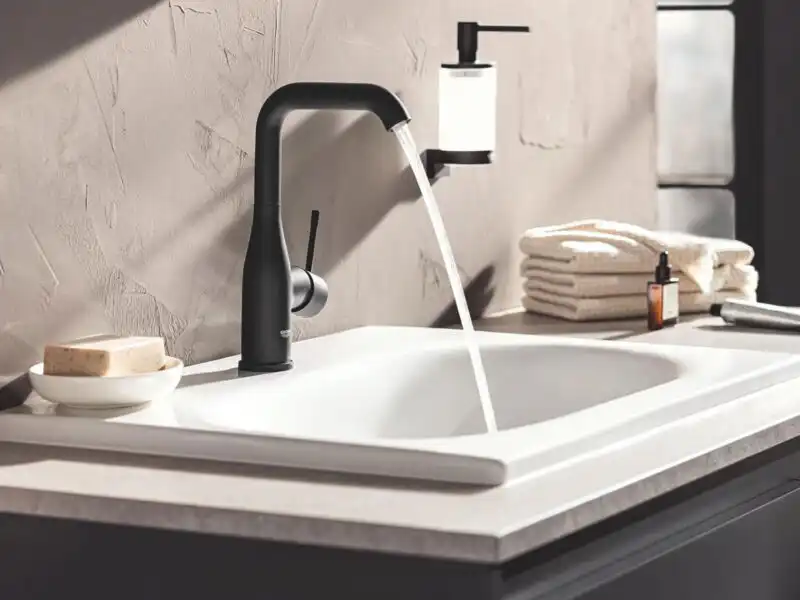 Ένθετος νιπτήρας GROHE σε premium contemporary bathroom