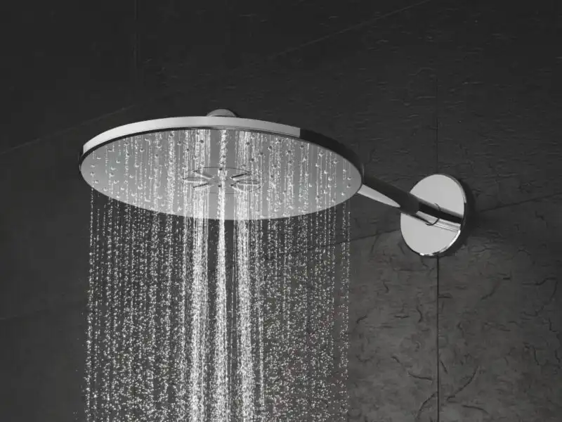 Κώδωνας σετ GROHE σε σύγχρονο μπάνιο