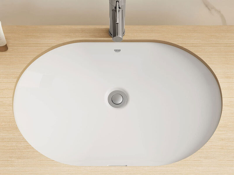 Υποκαθήμενος νιπτήρας GROHE σε luxury contemporary bathroom
