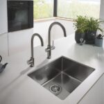 ΒΡΥΣΗ ΚΑΙ ΜΠΟΪΛΕΡ RED MONO Μ SIZE BRUSHED HARD GRAPHITE C-SPOUT 30085AL1 GROHE - Image 4